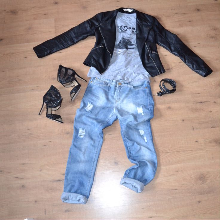 Fashionchecklis's tweet photo. Rockchick #fashion #outfit #leather #jacket #jeans #thefashionchecklist https://t.co/ZVttmvPlO2 http://t.co/LOioeLqSn2