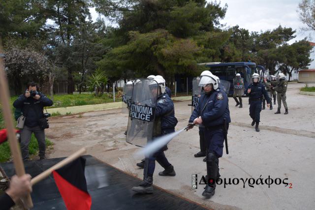 Σύνδεσμος ενσωματωμένης εικόνας