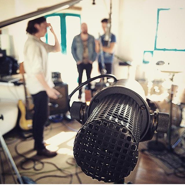 Recorded some live videos <a href="/kensaltown/">Kensaltown Studios</a> yesterday. Looking rad thanks to <a href="/highsixmedia/">High Six</a>. Can't wait for you to see them