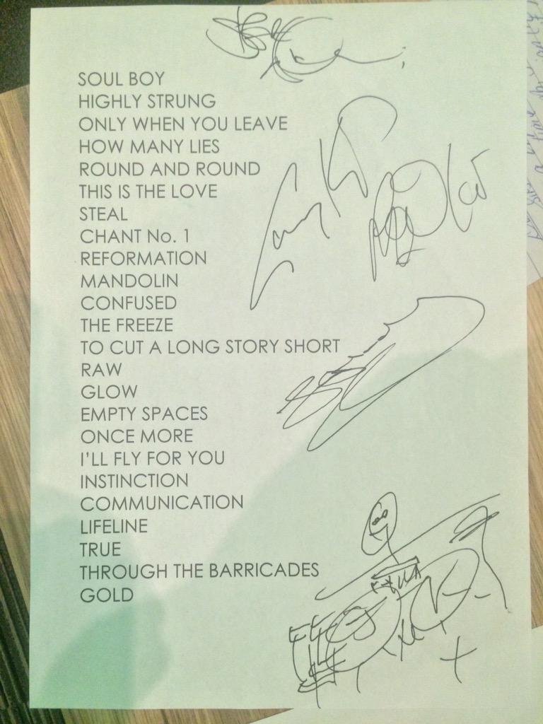 Tonight's set list signed. RT and I'll pick a winner. #spandaulive