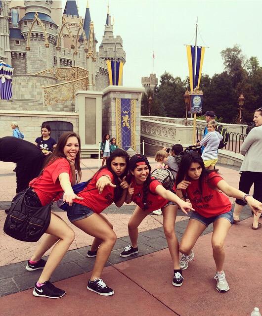 avanipav's tweet photo. If you didn't know, we're in Disney✨ #rhsdisney2015 #Dishype #squad @jessvodka @ananya_vijay http://t.co/BeRnvVxKoJ