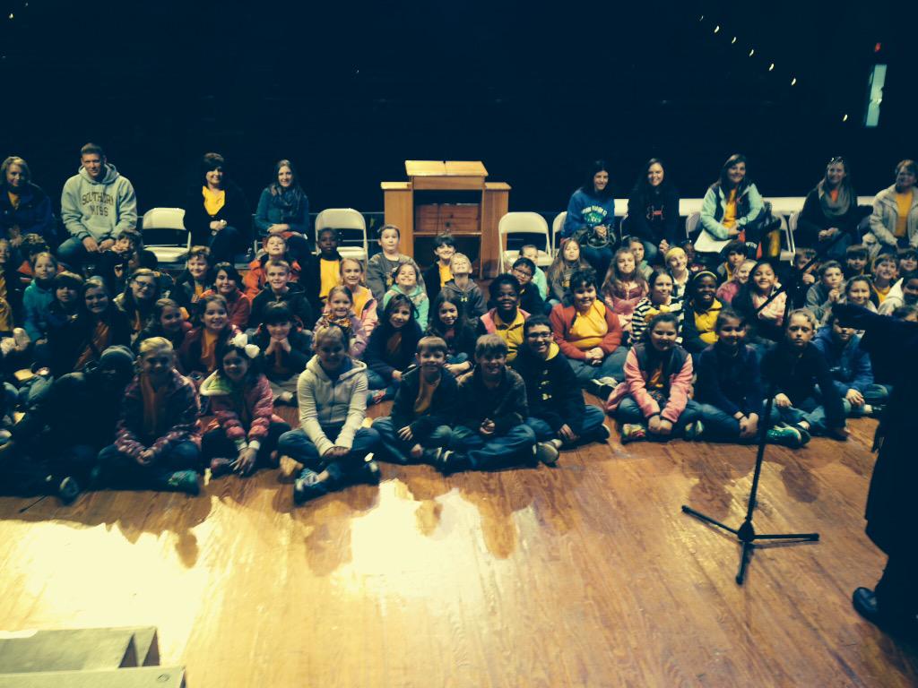 PurvisUpper's tweet photo. Third grade "Young Author's"! http://t.co/HDaKxLupAA