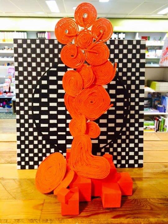 OpenbaarLyceum's tweet photo. Klas 3x exposeert waanzinnige werken bij Boek&amp;Koek in Maarn! t/m 19/3
#boekenweek http://t.co/Y2RhkpThFG