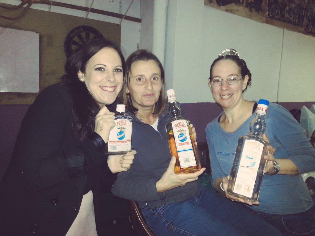 BeatrizBerruti's tweet photo. Nosaltres celebrarem així el #SoparGermanor 2015 #falles http://t.co/bp0ei6Jvf7