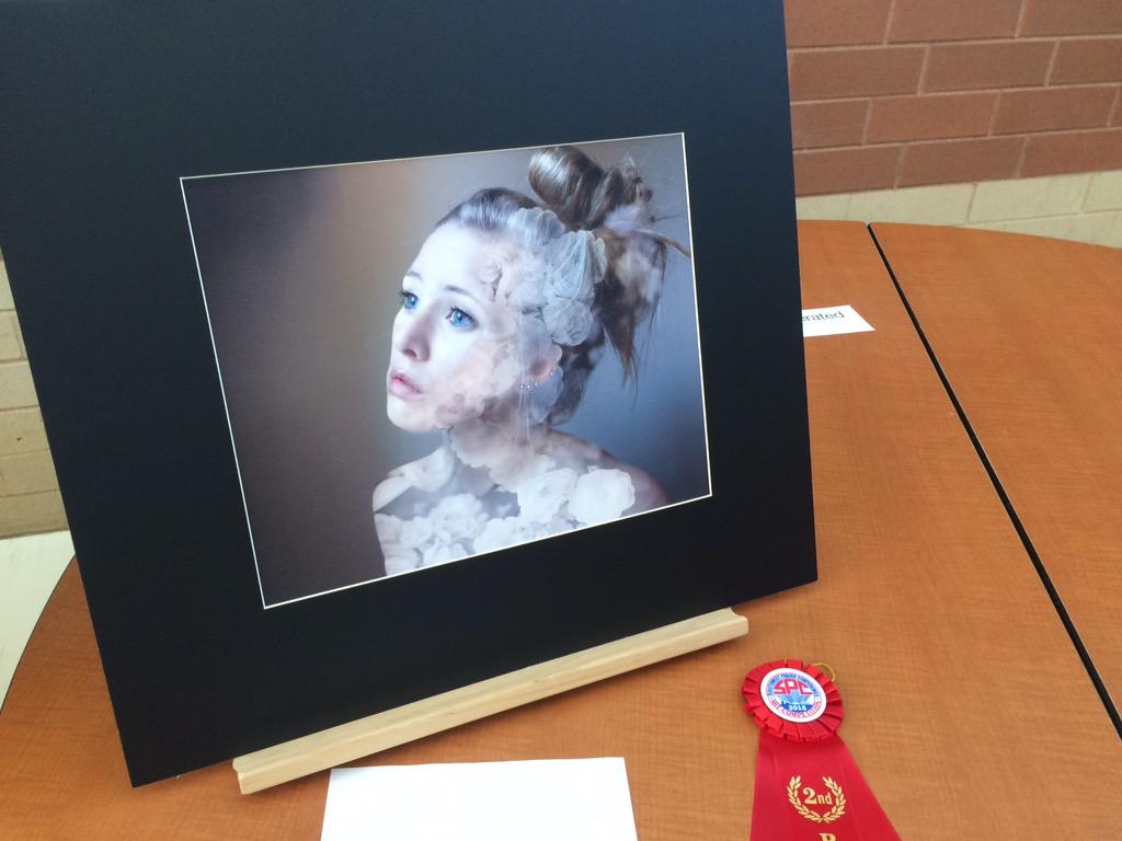 OswegoVisualArt's tweet photo. 2ndPlace!Great Job! #pantherartists http://t.co/k9wWjasbgI
