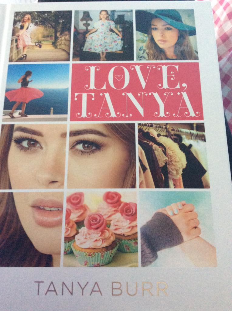 AnyaDeyes's tweet photo. @TanyaBurr look what I got today💖 http://t.co/Cgyip8JuYj