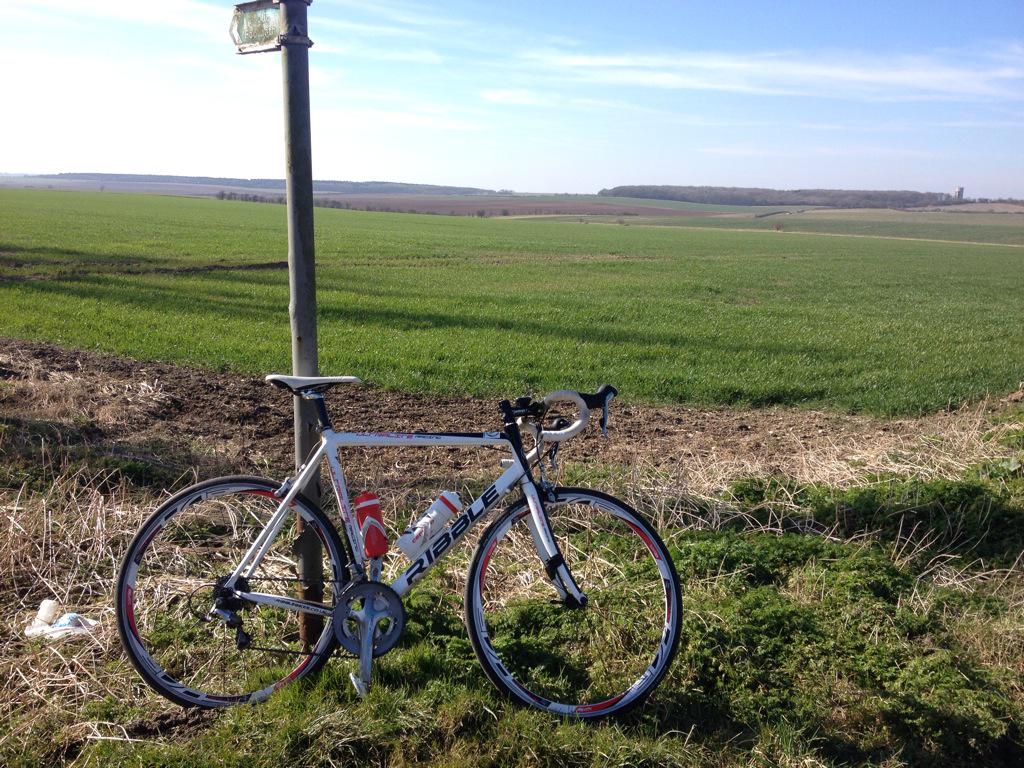 Beatiful Day to cycle, term has gone so fast, not long till I'm back home now :D