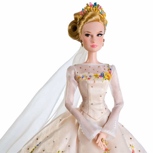 映画シンデレラ非公式fanclub Auf Twitter ウェディングドレス姿の実写版 シンデレラ Cinderella 限定ドール Limited Edition Cinderella Wedding Doll 世界限定500体 オンライン販売のみ ディズニーusストア 500米ドル Http T Co V7cry04saj