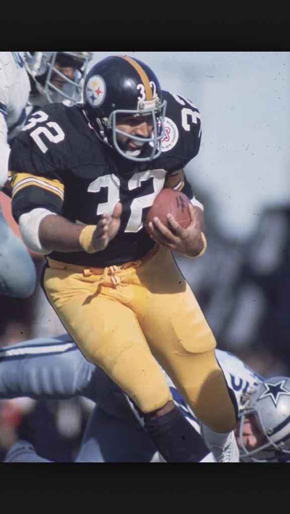 Happy birthday to former running back Franco Harris! 