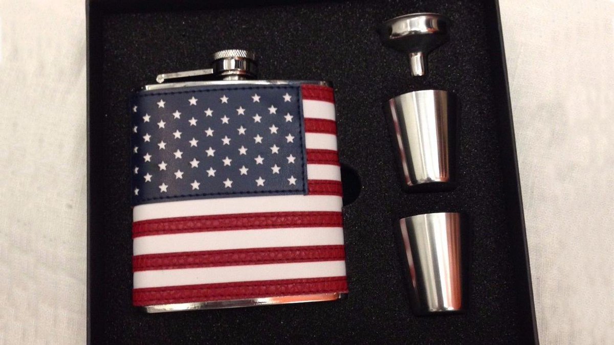 Click the link to bid on this American flag flask signed by @derekwaterss for #StarsForAutism on.cc.com/1KyRbXJ