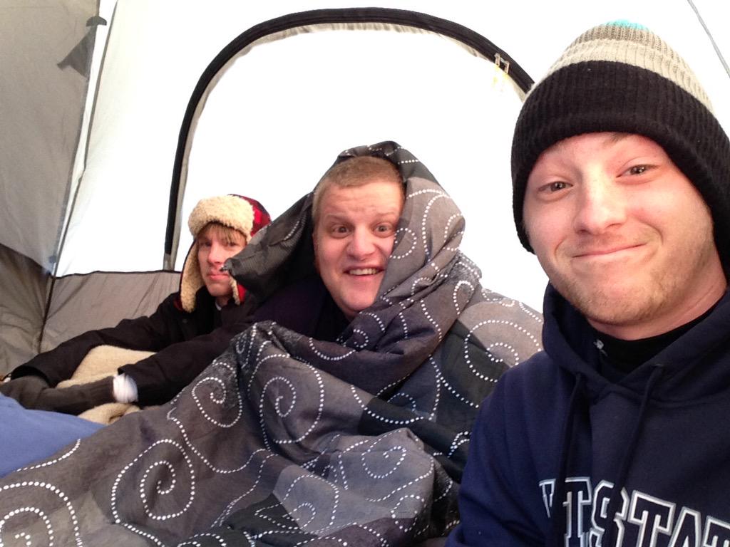 DJ_Onesy's tweet photo. So this happened. And is still very cold. #StewOut http://t.co/xKQPYvGWeu