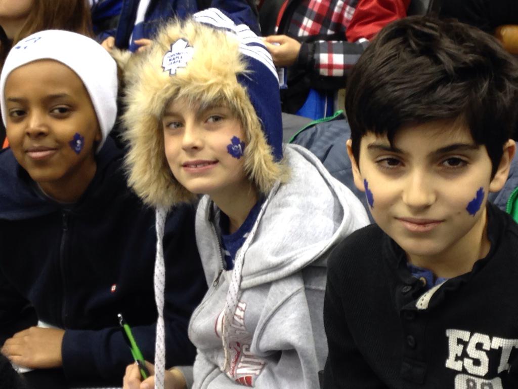 ZeliaMCT's tweet photo. Thank you!!! MapleLeafs @EverFi_Canada @my_futuregoals @tdsb Ss team spirit ! http://t.co/0keTMWEdgK
