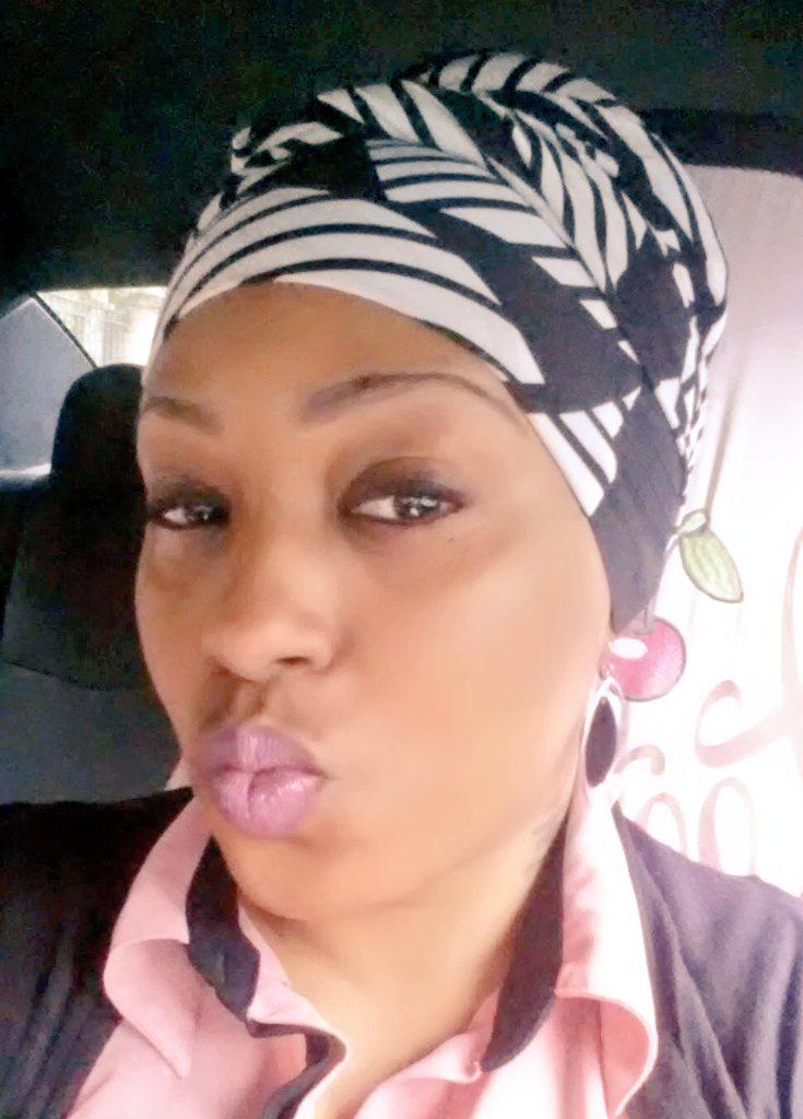 SweeTamika_'s tweet photo. A comfortable day, took it back to the motherland with the wrap #BlackOutDay http://t.co/iw9V6aNKnD