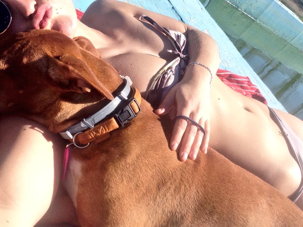 adellla's tweet photo. Para nosotros se acabó el invierno http://t.co/VpUJa5zccv