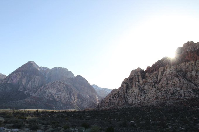 Good morning... Photo from #RedRock yesterday http://t.co/MMiU6ve4P6<a href="/tag/redrock"class="tags">#RedRock</a>