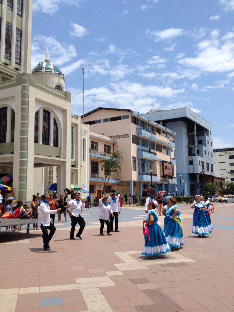 hrom8611's tweet image. @ElOro_aldia @MachalaNoticias @RotaractMM #RotaractWorldWeek @machalaec @AlcaldiaMachala @CrossFitMachala