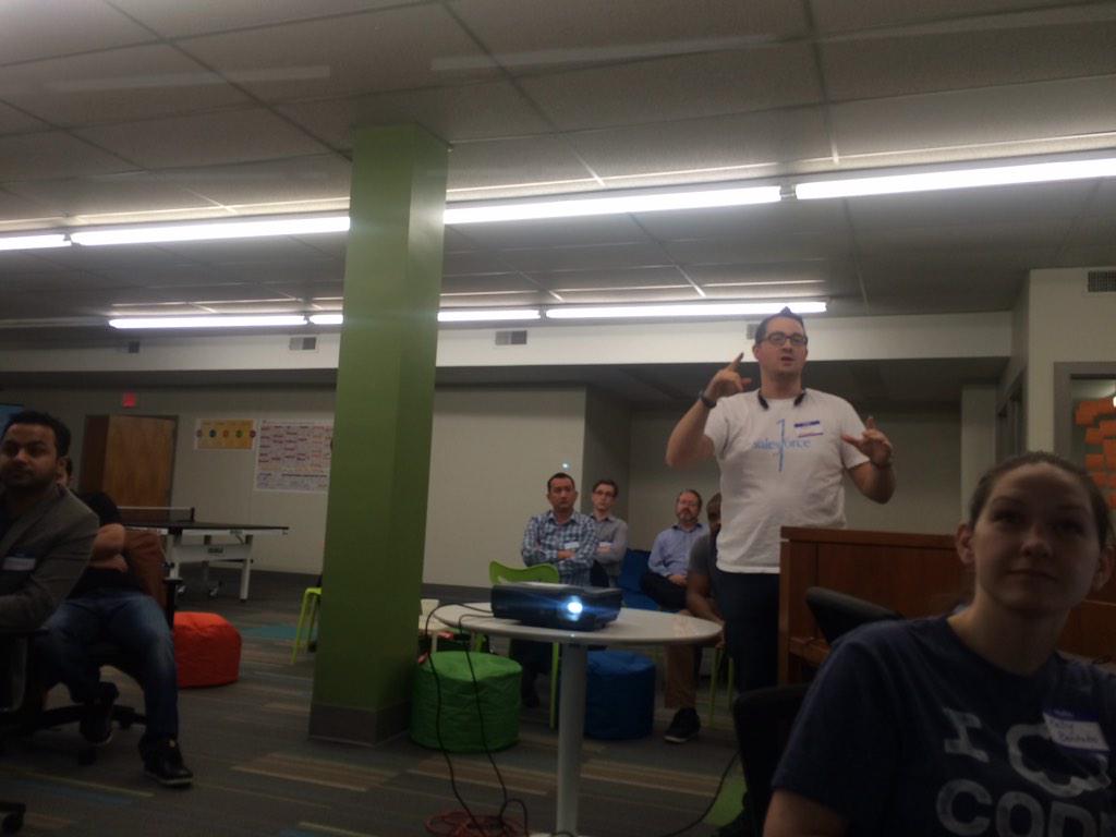 lindysir's tweet image. #ButtonClicker @chriszullo #golightningfast #ncdg #lightningdevweek