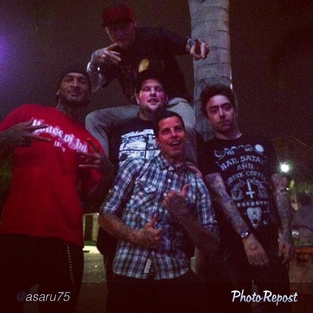 Justintattoo's tweet image. Miss U #TattoosAfterDark #cast @Asaru75 @LadyFriday @christinebarnum @BazzarONE @saintpiercing @Bigt_Ink @Jersey_513