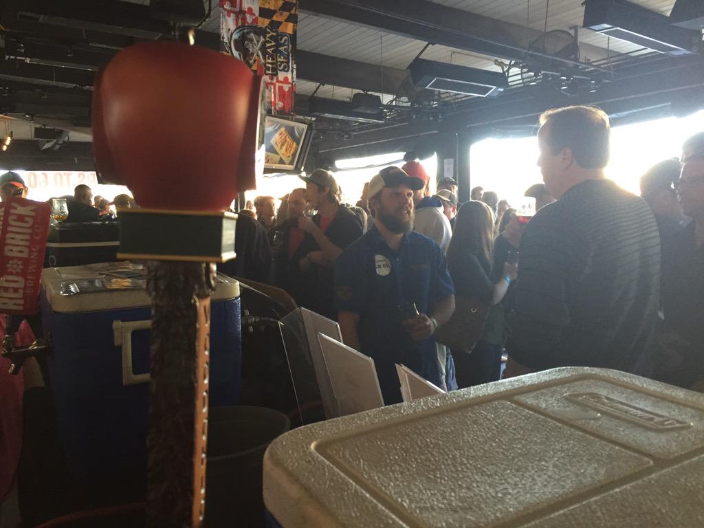 WoodchuckCider's tweet photo. The #SecretStashBash at @TacoMacPrado Session 2 is happening now! #PineappleCoconut Cider is flowing! http://t.co/KHDlyvCvXT