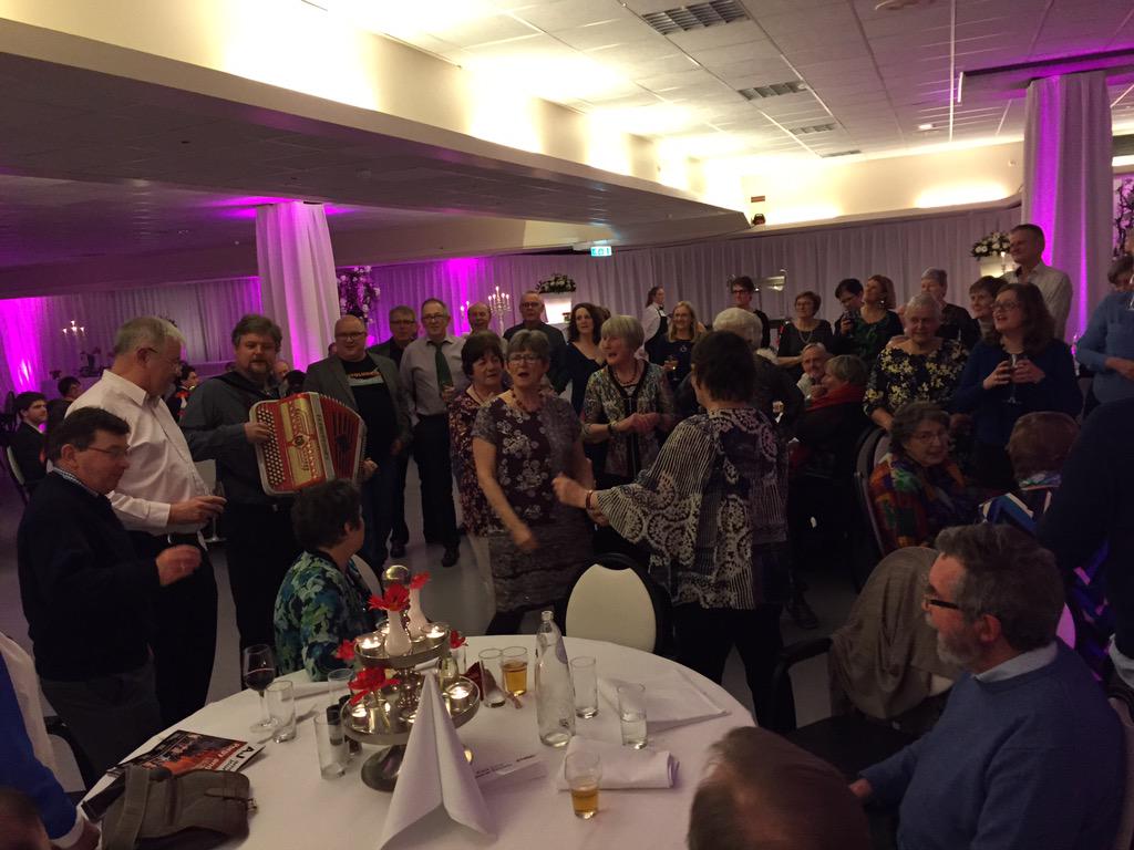 bloemsmaevents's tweet photo. Farewell diner http://t.co/AE0LHwXqjg