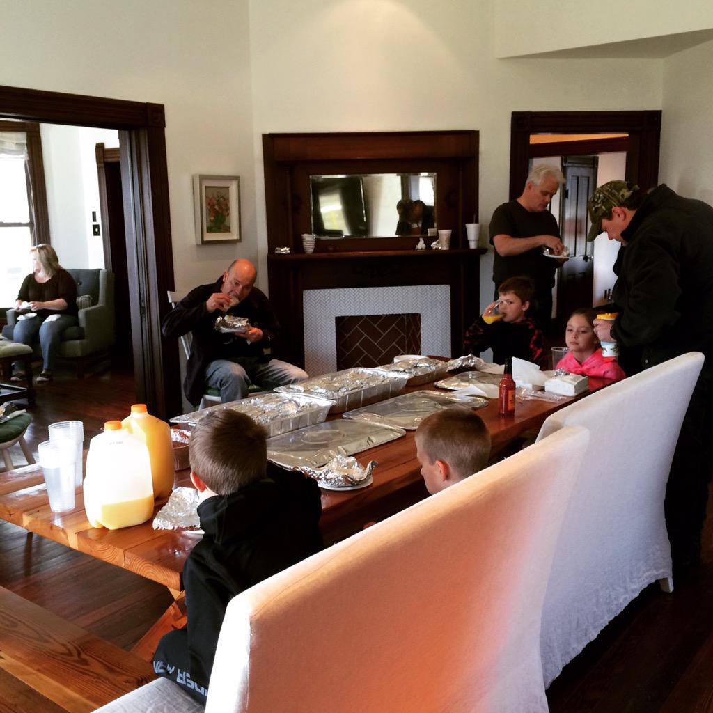 HarvestTexas's tweet image. We loved having Harvest neighbors at the Farmhouse this morning for breakfast tacos!