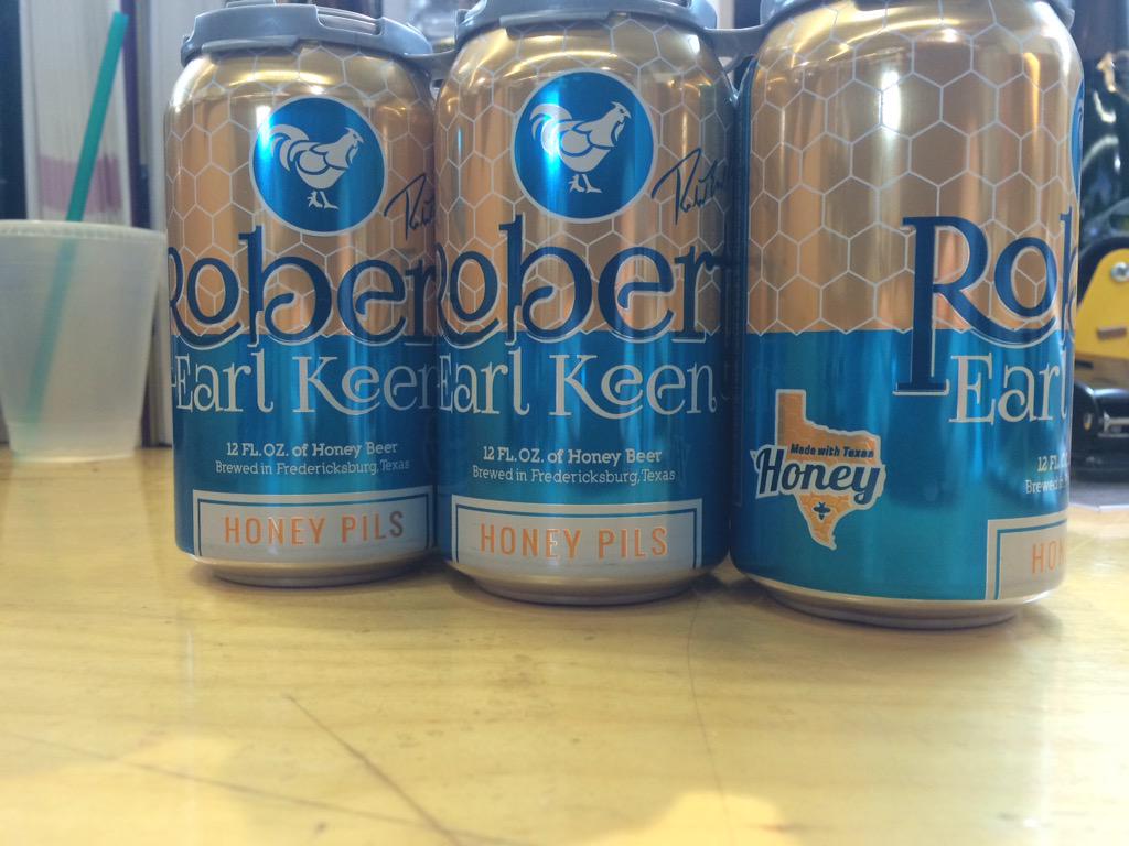 CM_Winos's tweet photo. @PedernalesBrew the road goes on forever and the party never ends http://t.co/OmHAZzaaA8