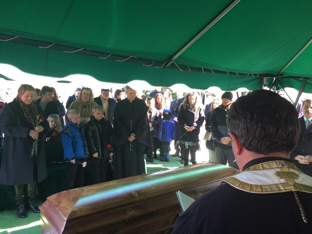 FrEliasVillis's tweet photo. May the lord grant rest to Fr Matthew Baker.Leaving behind a wife and six children.Donate here http://t.co/XyShPZodJT http://t.co/hNaRPEgXAS