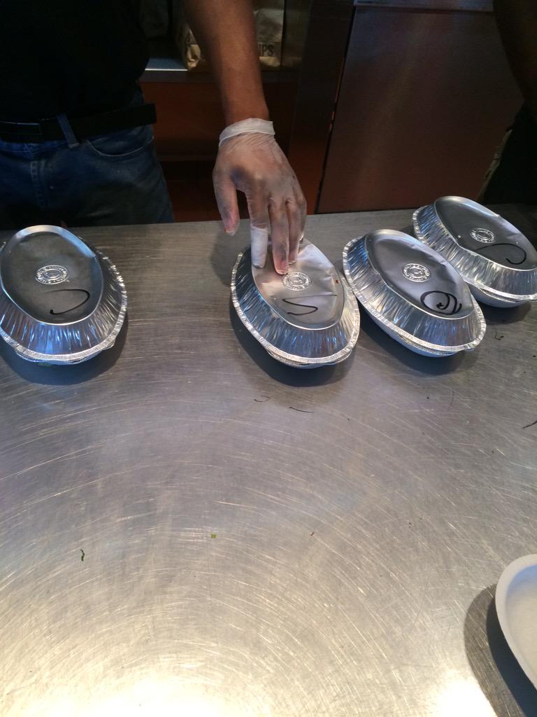 Babywock_'s tweet image. im forever buying everyone chipotle lol #chipotleismylife