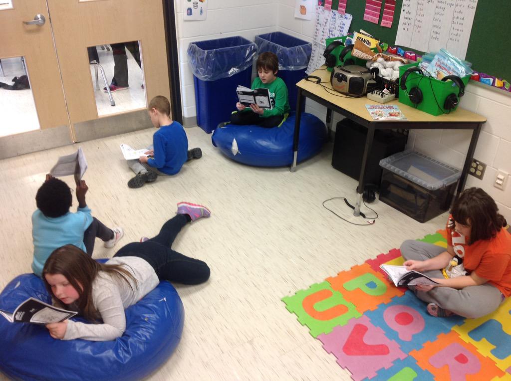 MrsMace_LDSB's tweet image. Working on our reading fluency and #growthmindset @Southview_LDSB #mistakeshelpuslearn