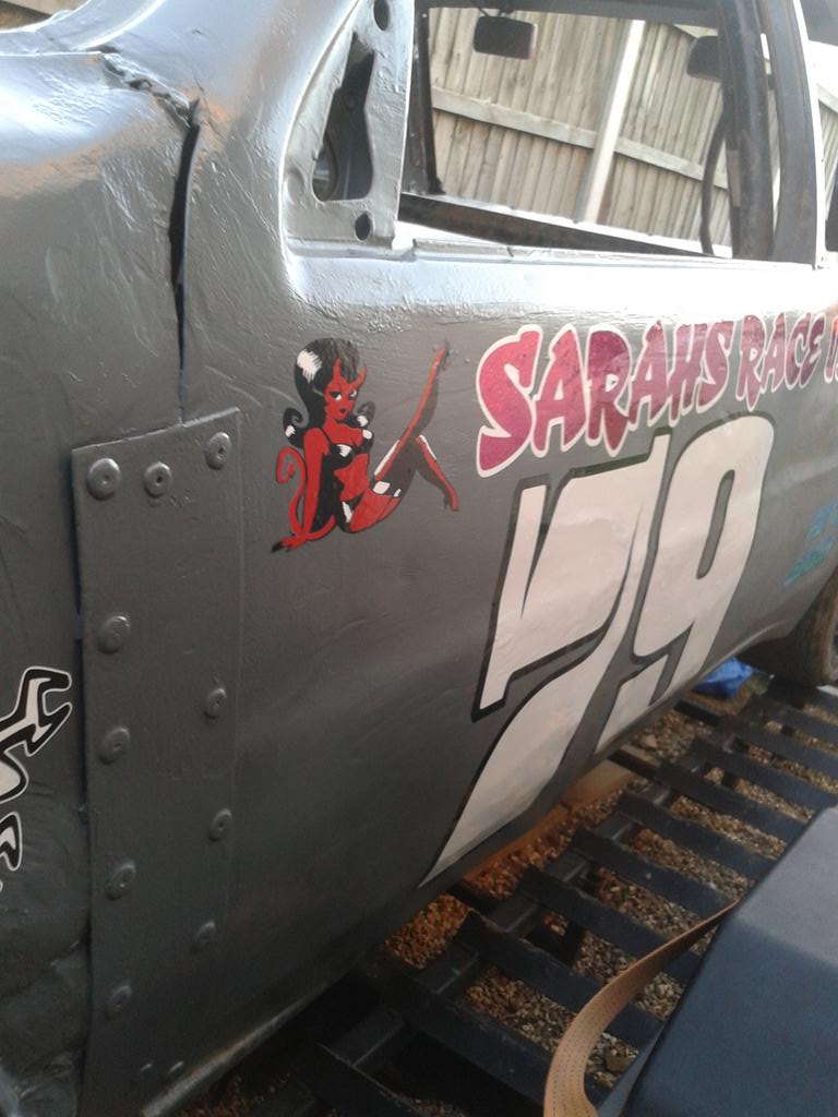 TR_Racing's tweet photo. "@signsbypotters: A 1600 @BuxtonRaceway  open rod ive just done the signs on. http://t.co/52EkPmb6Ho" @Nobby_79's car looking good!