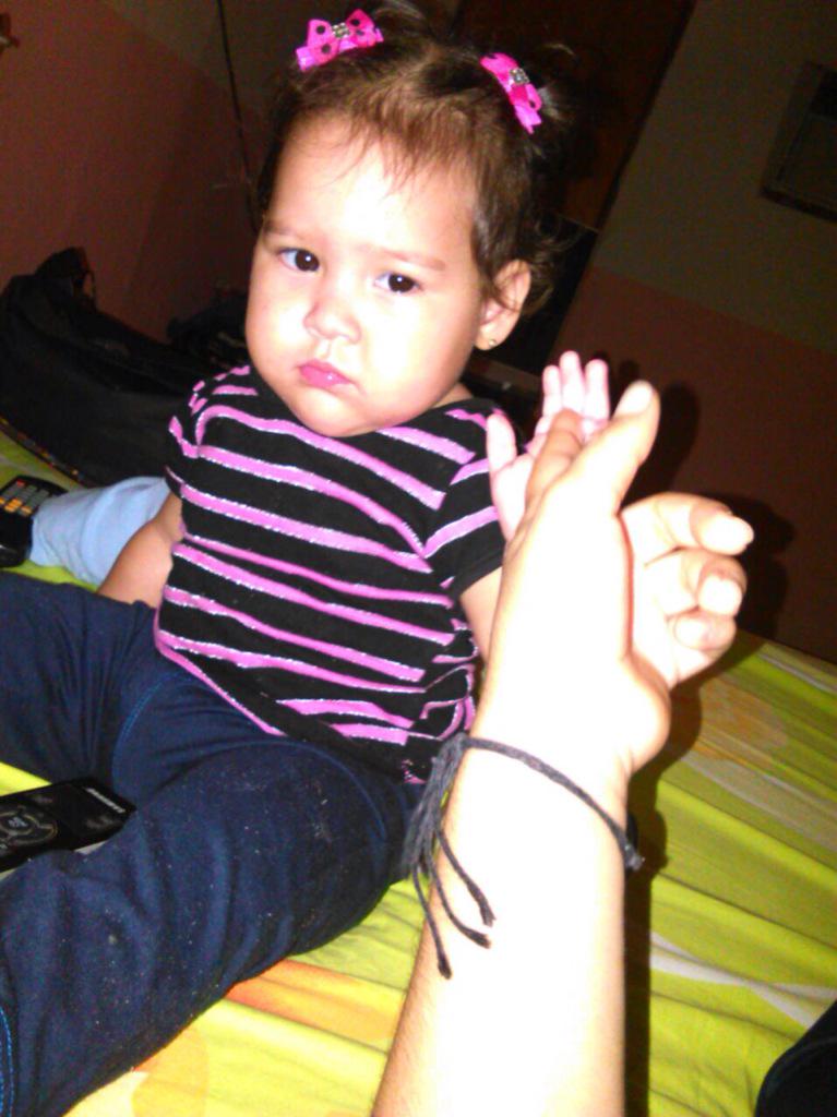 rosbelysmcf_'s tweet photo. Obstinada a quien salió? http://t.co/w04BquM7uA