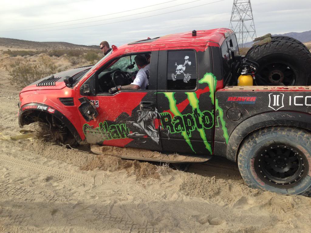 Ford Raptor tweet media