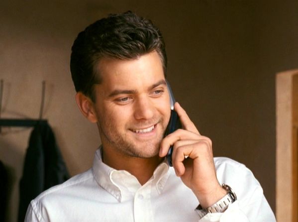  Since PACEY has been tying up your line, we\re wishing you a happy birthday on message ;) x Kitt & Lisa
, 