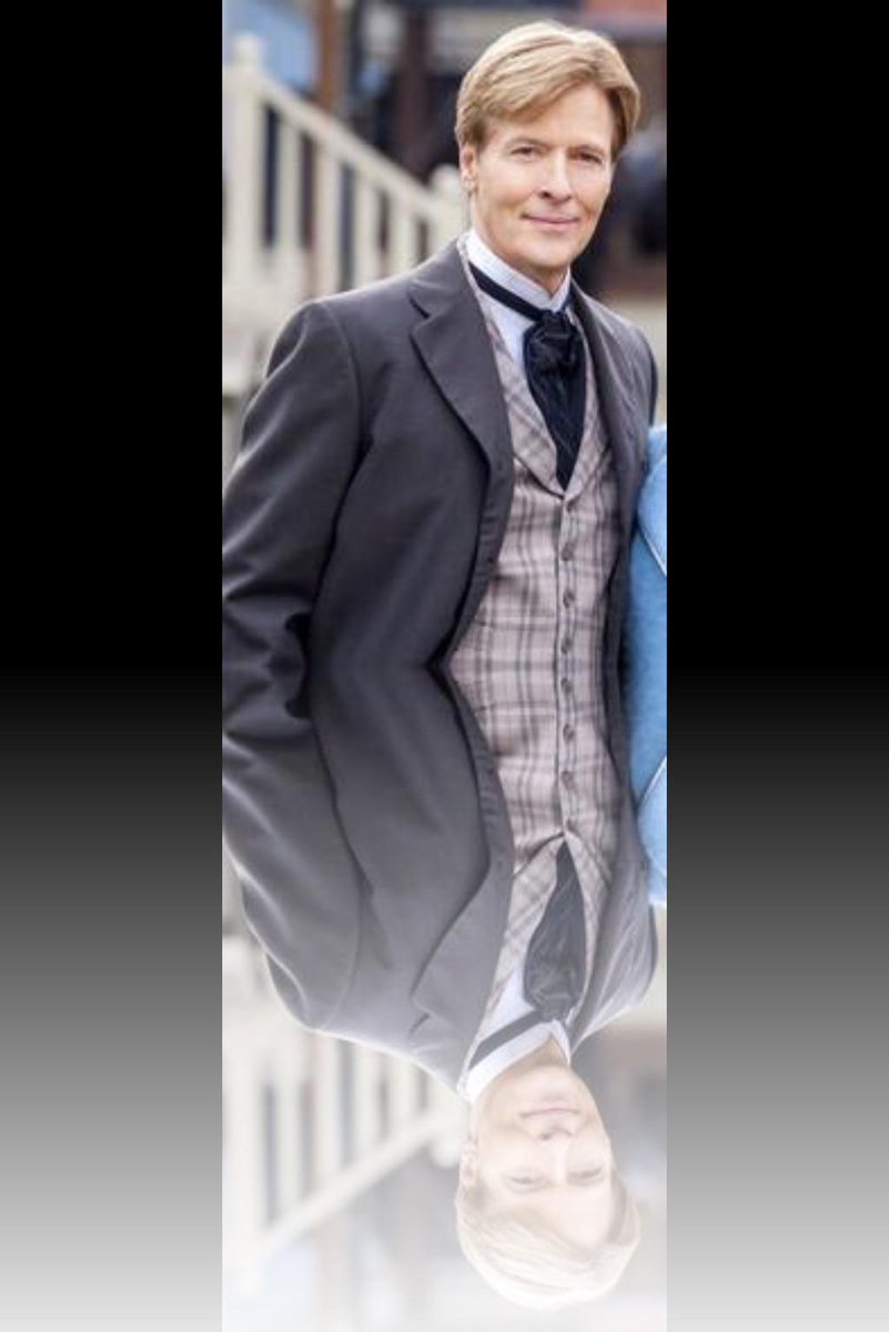 kelliefogg's tweet image. #photoreflection