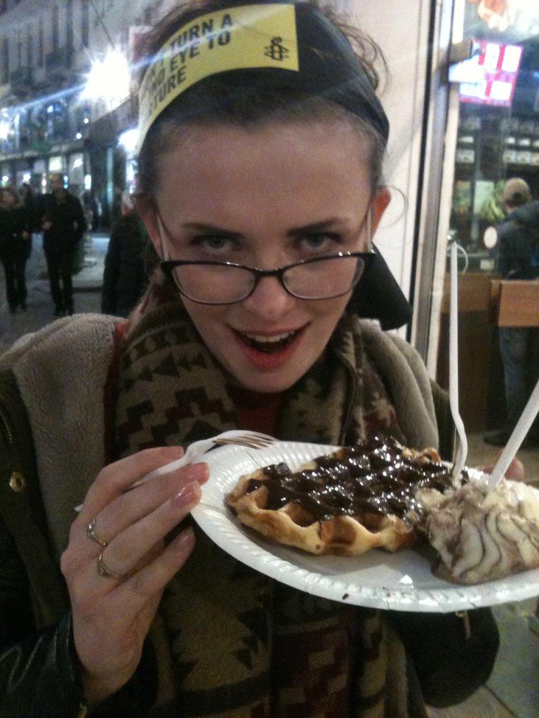 teamtaco2015's tweet photo. Olivia likes waffles #JB15 #Waffles http://t.co/PPgImmxI66
