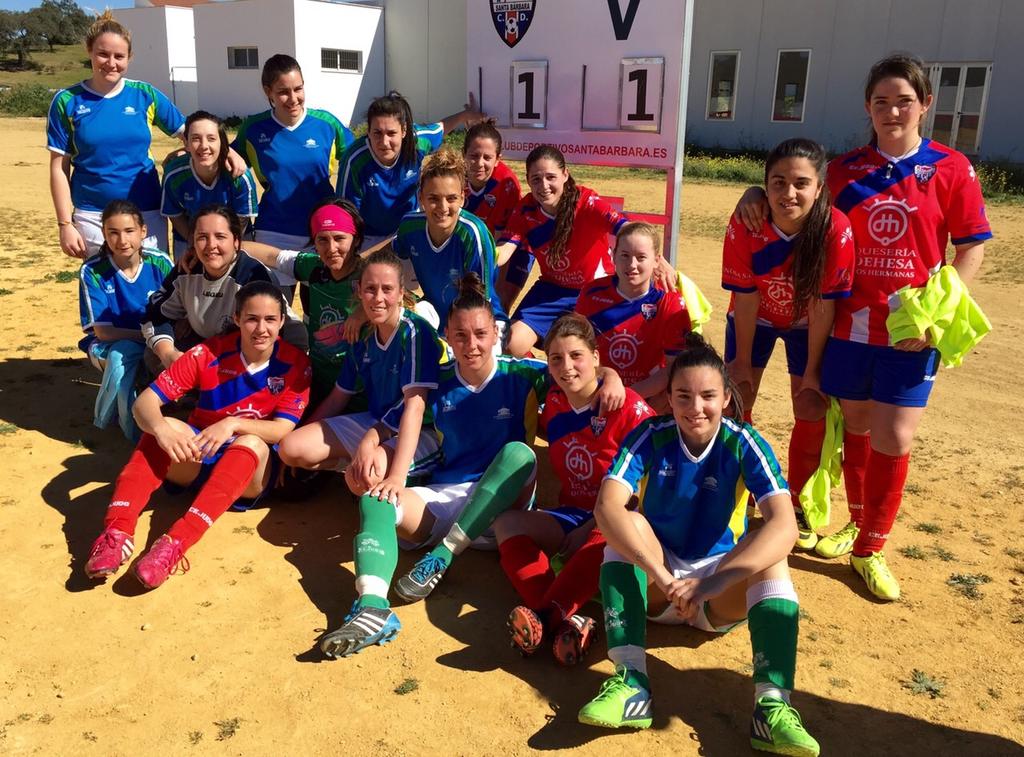 puntaumbriaf's tweet photo. Fotos del partido de hoy en Santa Barbara. http://t.co/QdeotiMeoy