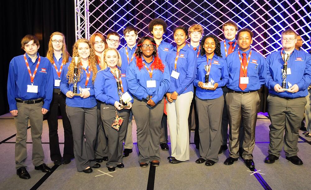FultonMorrell's tweet photo. FulCom sweeps TN TSA: On-Demand Video-1st; Webmaster-1st; Promo Graphics-1st and Photography-3rd. #FulComTSA http://t.co/lGLYShx5aN