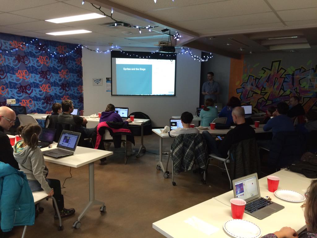 plaroche's tweet image. @voltaeffect @CoderDojoHFX @jonathanamyotte teaching young padawans