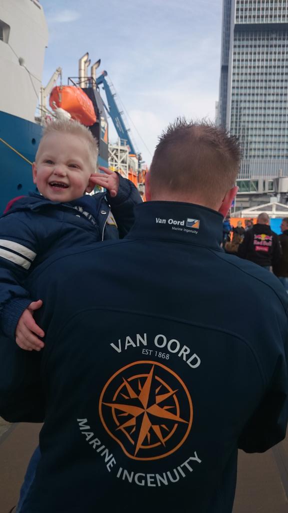 Optiwen's tweet photo. We hebben wel een leuke middag gehad bij #vanoord! http://t.co/vZQXFF7Lff