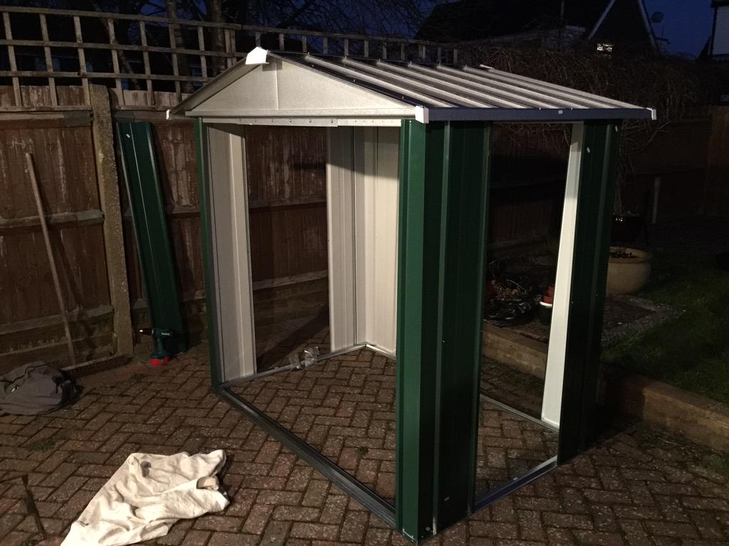 sfgolfperform's tweet photo. After one day! Not an easy task following very difficult instructions #yardmastershed http://t.co/RmGc8C0KBu