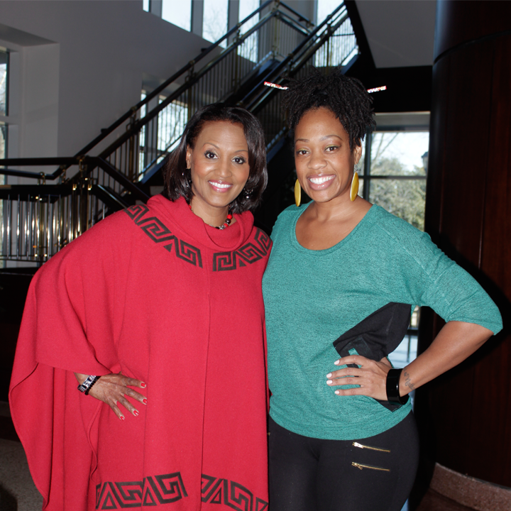 donnalowrynews's tweet photo. You're so talented! MT @sidpowell17: @donna11alive Wonderful event thanks again for inviting me. http://t.co/mDyjiD0hDp