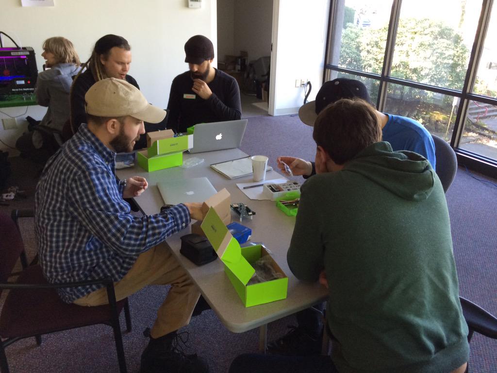 rexstjohn's tweet image. Intel Edison hack zone @hacksterio #hardwareweekend #makesoftware