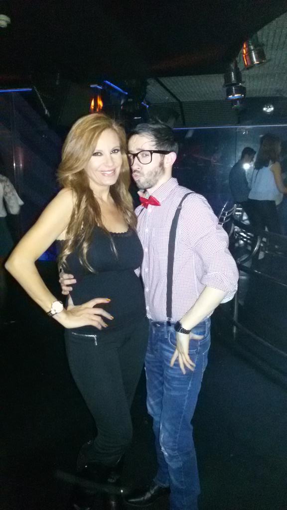Xavier_Nerd's tweet photo. Esperando con la gran @soniamonroy la próxima gala de los Oscars. ¡Hay que repetir esa noche! http://t.co/AlvoDDS6qy