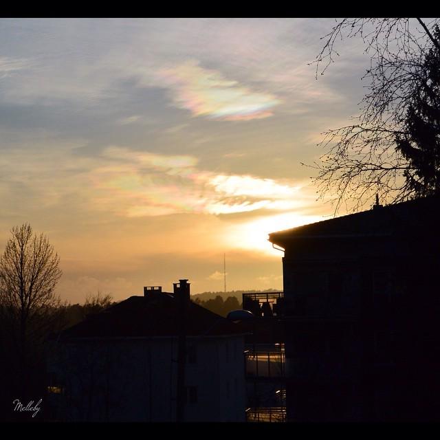 NorwayInstagram's tweet photo. Bare å nyte en slik #solnedgang og #utsikt på #Oppsal
#oslo #oslove #oslobilder #sunset #set2rise #skyer #cloud #cl… http://t.co/1iWUzmxqOM