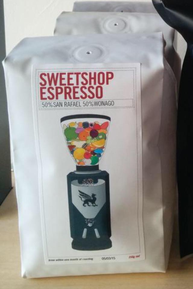 pardinicoffee's tweet image. @squaremile the sweetshop espresso packaging and label is one of the funnest I've seen #smoothdesign