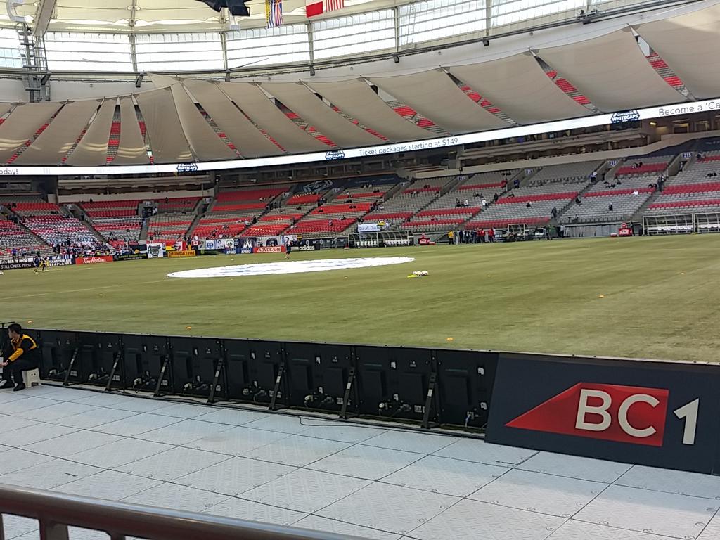 TimRohwer's tweet image. #VWFC great to back! Go Caps!