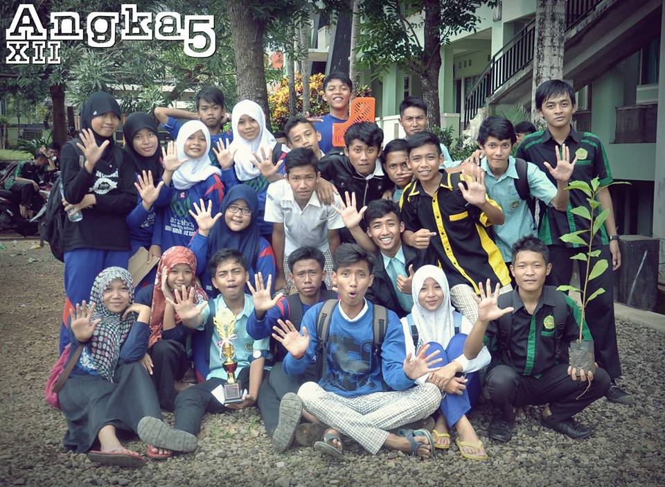 Kebersamaan kita di big familly angka 5 :) O:)