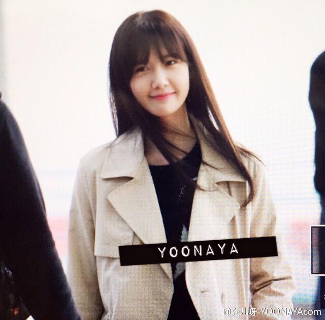  [PIC][08-03-2015]YoonA khởi hành đi Trung Quốc vào trưa nay B_i-eqvUcAEm8FC