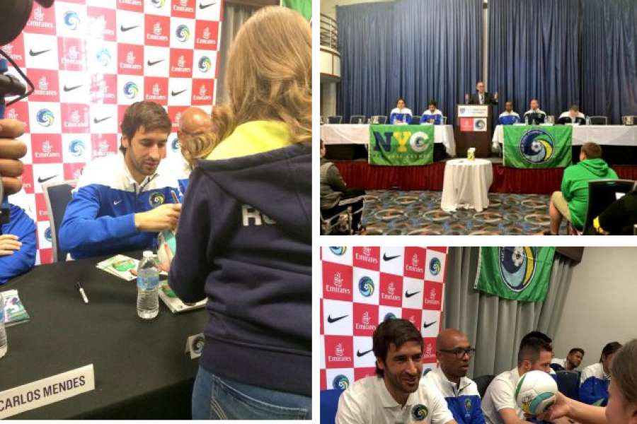 diarioas's tweet photo. FOTOGALERÍA 
Raúl, la estrella del Cosmos: http://t.co/b6kQOnraaW
¿Quieres su camiseta? http://t.co/hlTa229Qj0 http://t.co/2m6lnWI4o5