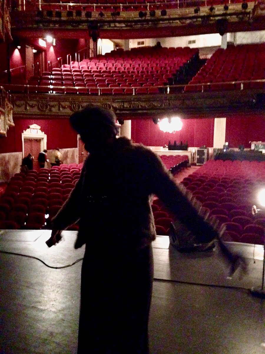 @lynettewmusic on @apollotheater stage ready for Sold Out show with @miekapauley @kjdenhert